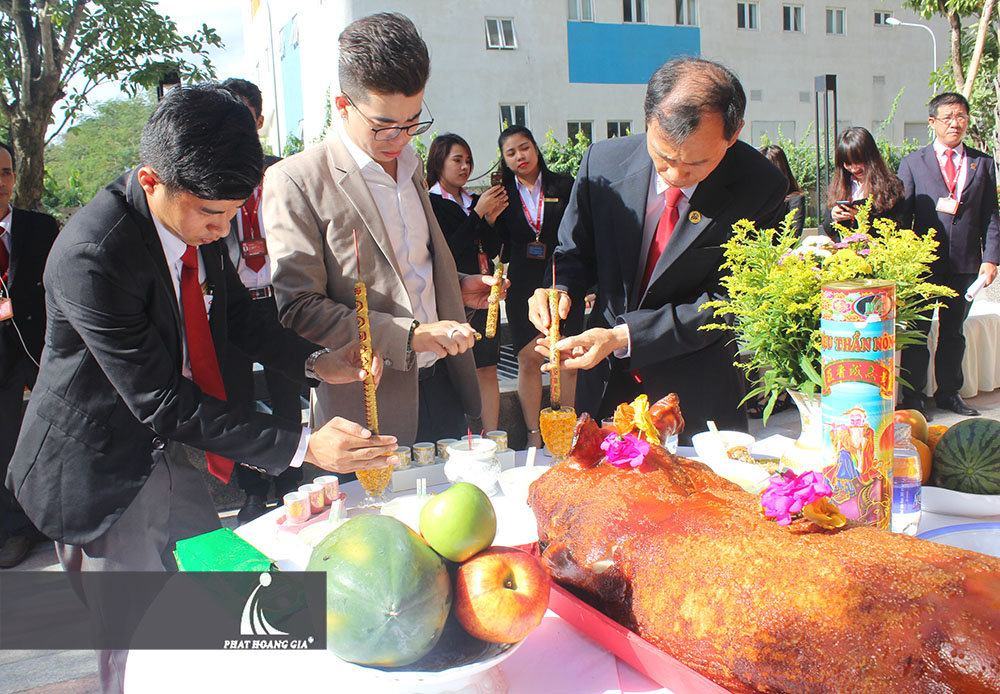 khai trương công ty bất động sản ccr 9