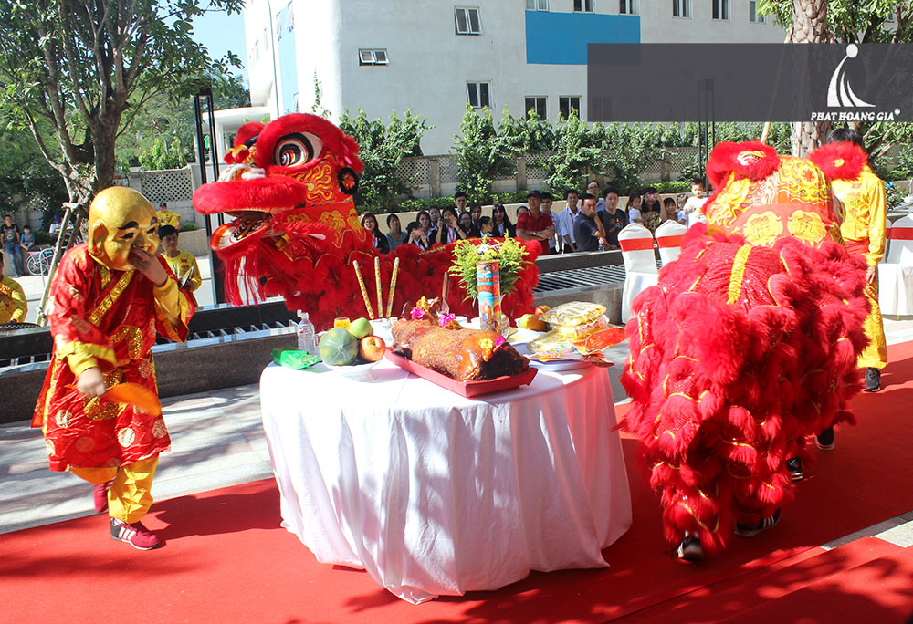 khai trương công ty bất động sản ccr 19