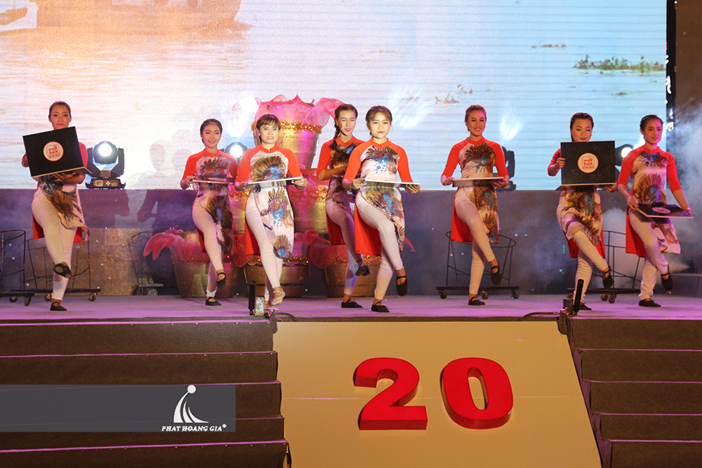 kỷ niệm 20 năm thành lập tập đoàn sao mai 12