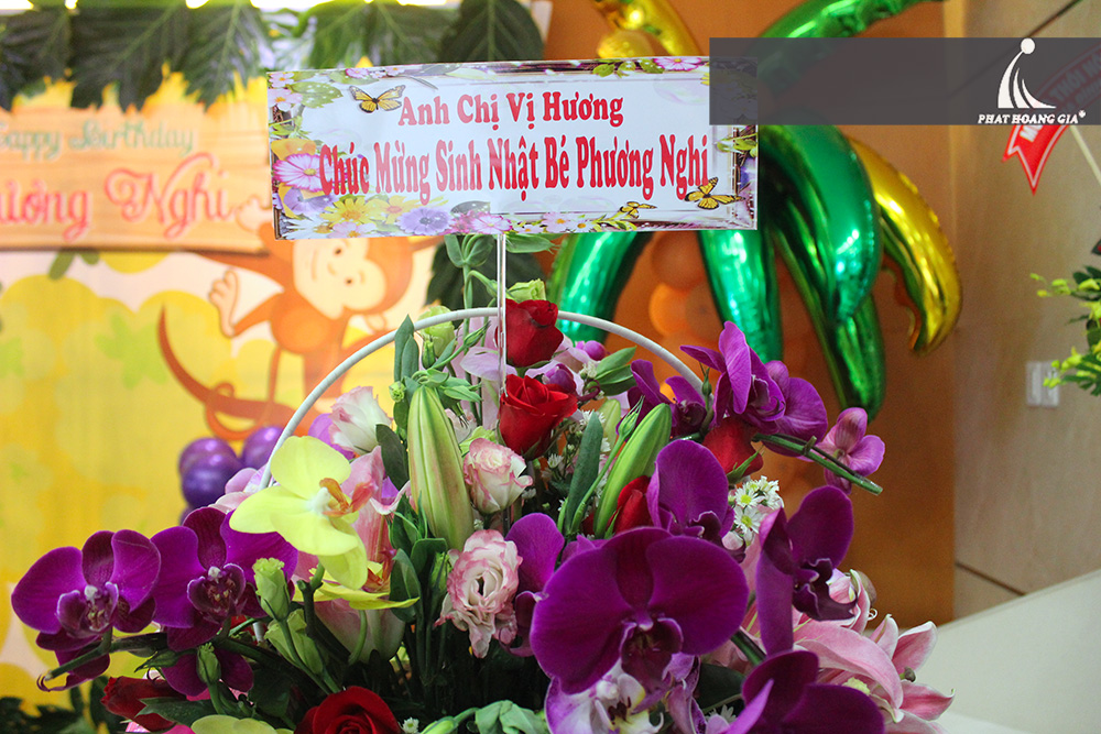 sinh nhật bé Phương Nghi 5