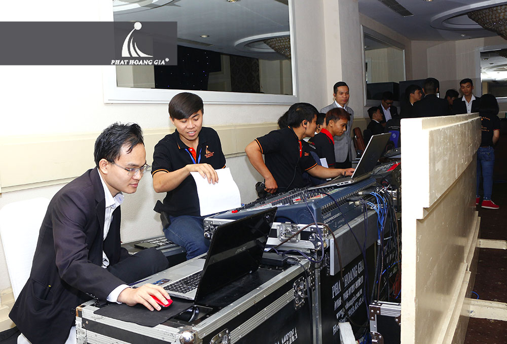 tổ chức sự kiện 1