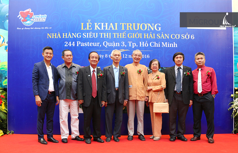 khai trương nhà hàng thế giới hải sản 2