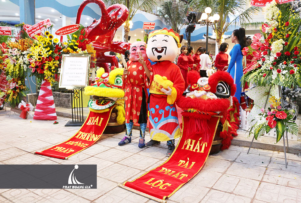 khai trương nhà hàng thế giới hải sản 14