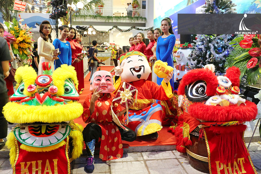 khai trương nhà hàng thế giới hải sản 15