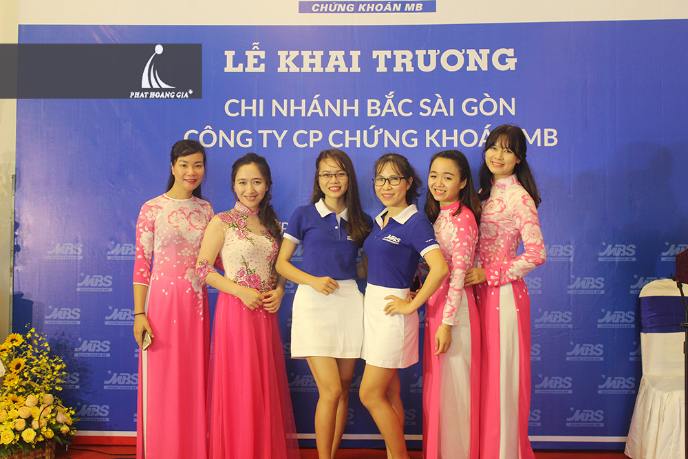 khai trương công ty mbs 15
