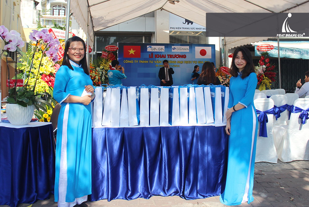 khai trương công ty gia gia 02