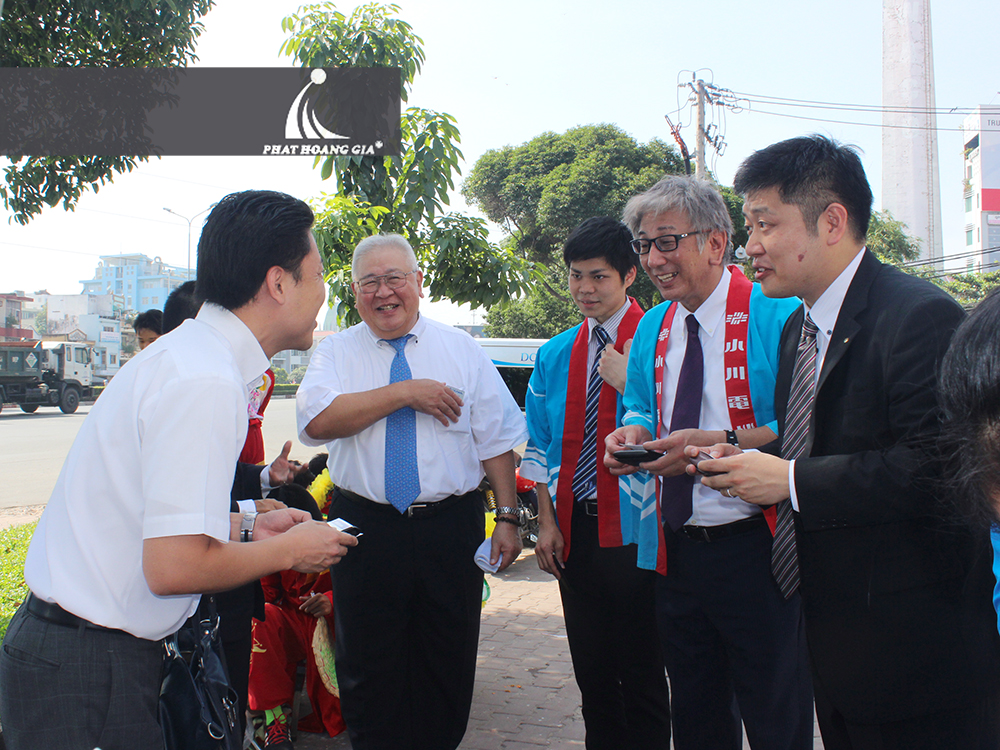 khai trương công ty gia gia 11