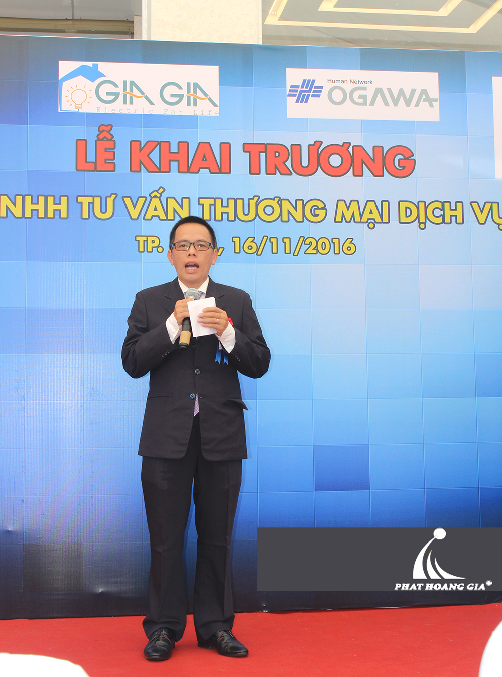 khai trương công ty gia gia 05