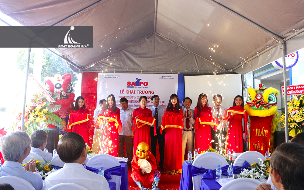 khai trương phòng tiêm chủng safpo 07