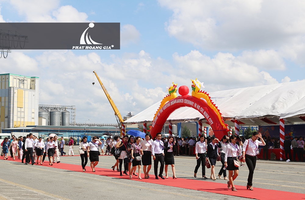 tàu genting dream vào Việt Nam 13