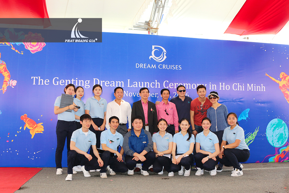 tàu genting dream vào Việt Nam 15