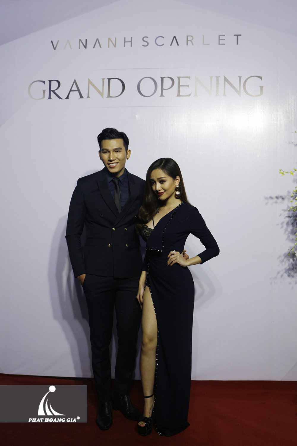 khai trương cửa hàng vân anh scarlet 8