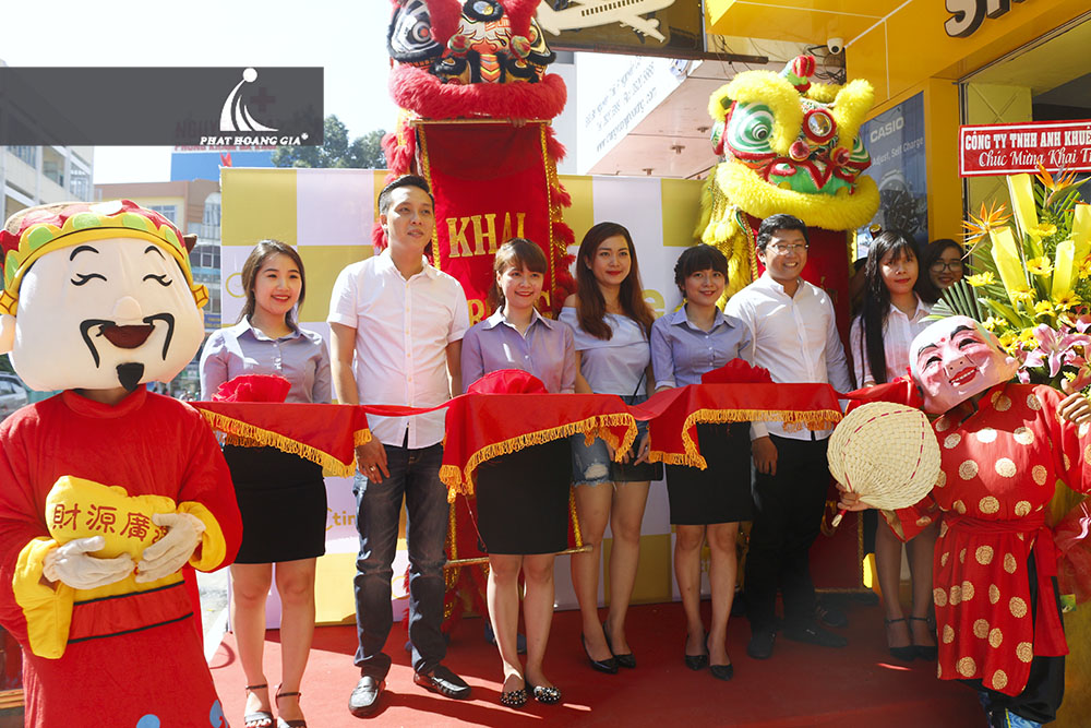 khai trương showroom đồng hồ ctime 10