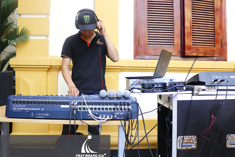 tất niên Công ty Cổ phần Kỹ thuật Công nghệ Sài Gòn