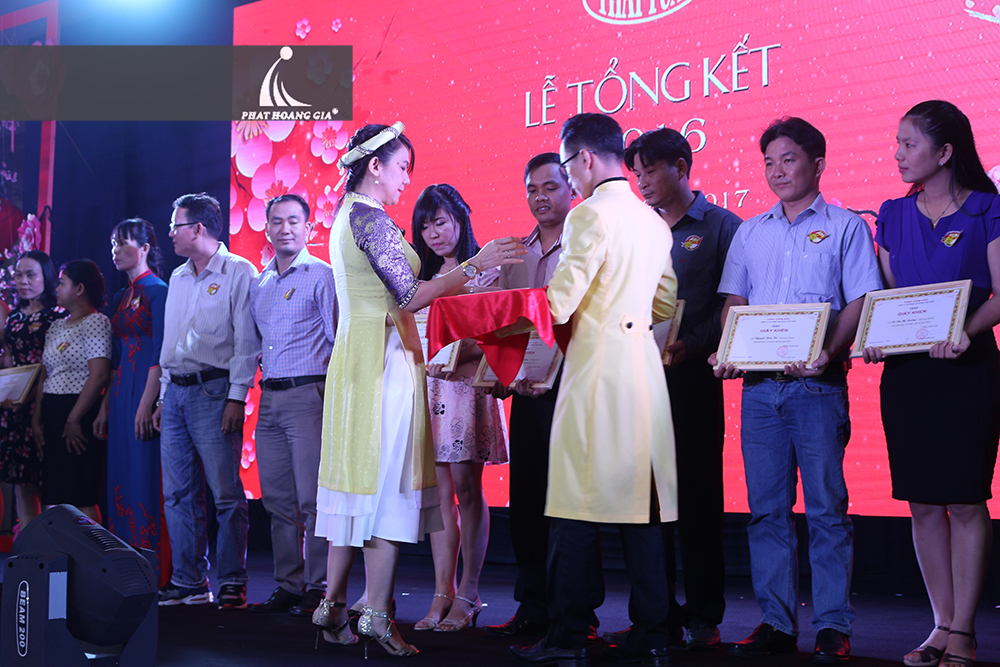 Lễ Tổng kết 2016 Công ty CP Tập đoàn Thái Tuấn 11