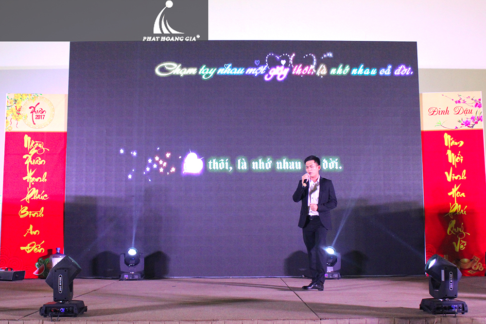 tất niên công ty dầu khí biển đông 7