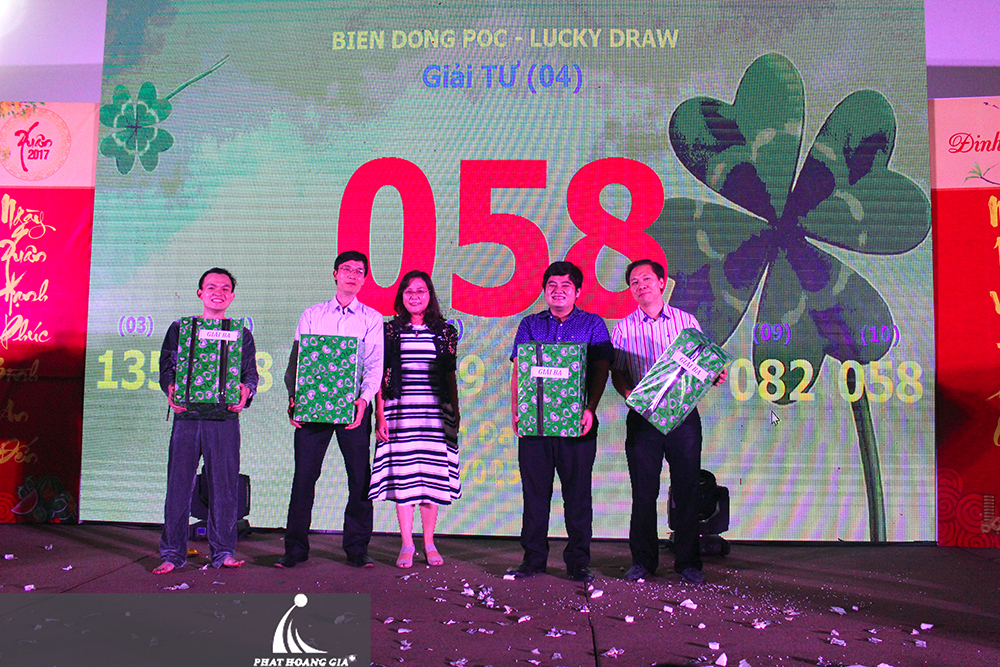 tất niên công ty dầu khí biển đông 1