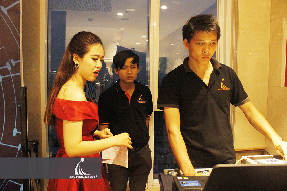 tất niên Ngân hàng TMCP Sài Gòn