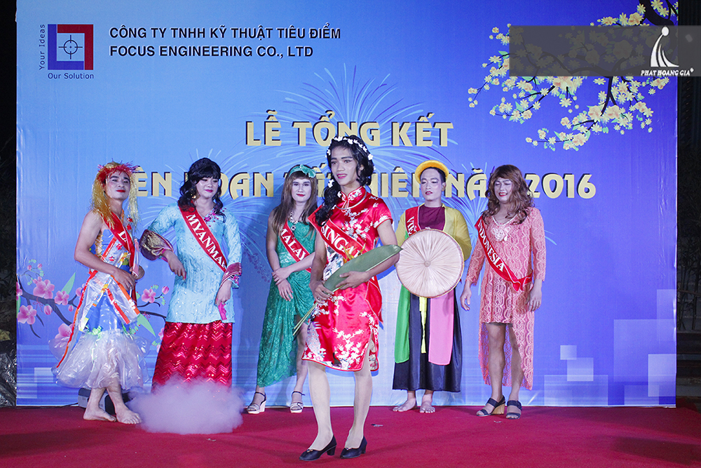 tất niên công ty kỹ thuật tiêu điểm 9