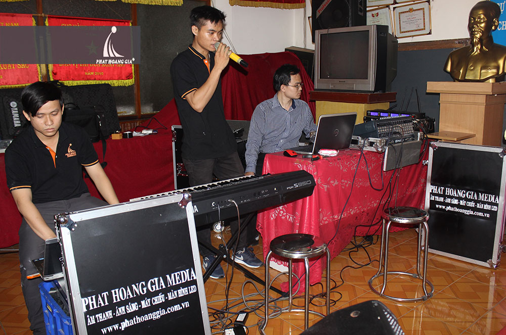 tất niên hệ thống nhà thuốc long châu 17