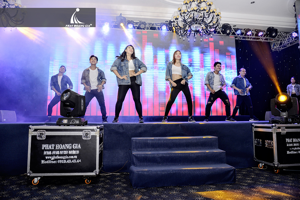 tổ chức sự kiện