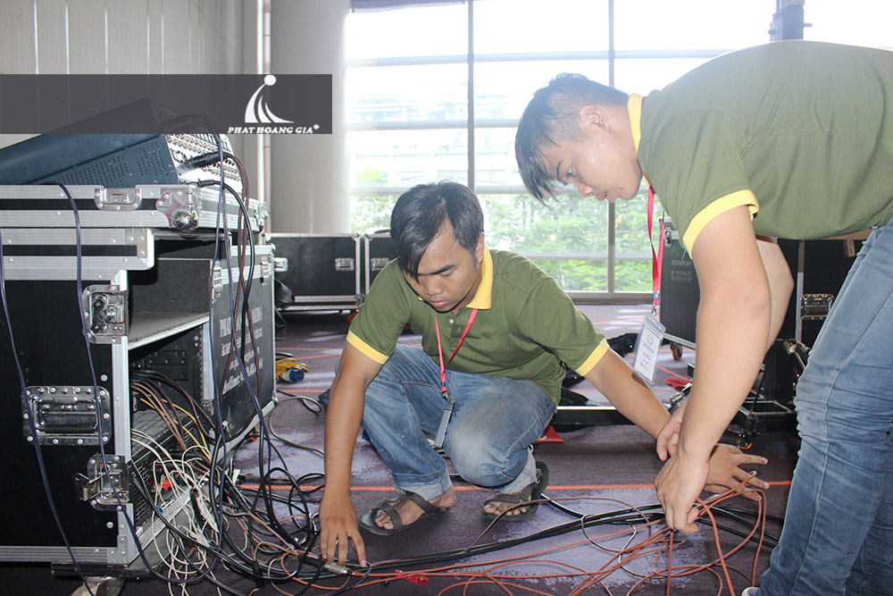 cho thuê ánh sáng