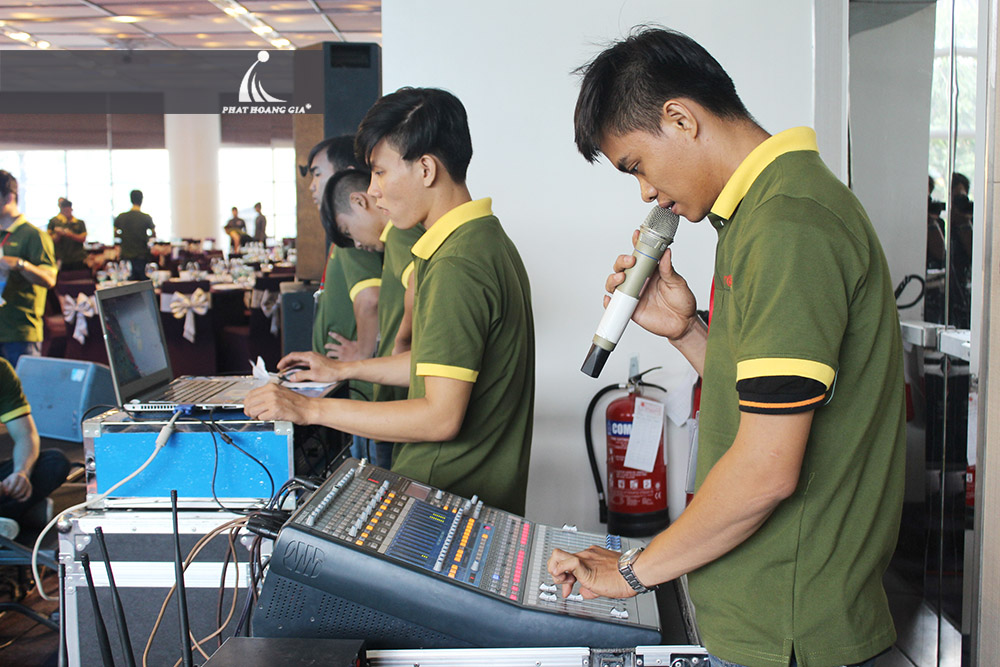 cho thuê ánh sáng