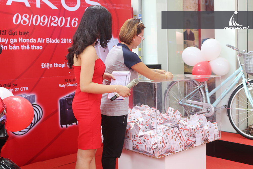 CHương trình rút thăm trúng thưởng của Sakos 11