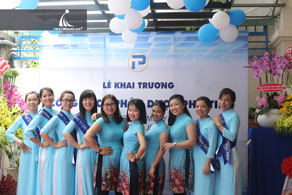 lễ khai trương công ty phú tiến6 7