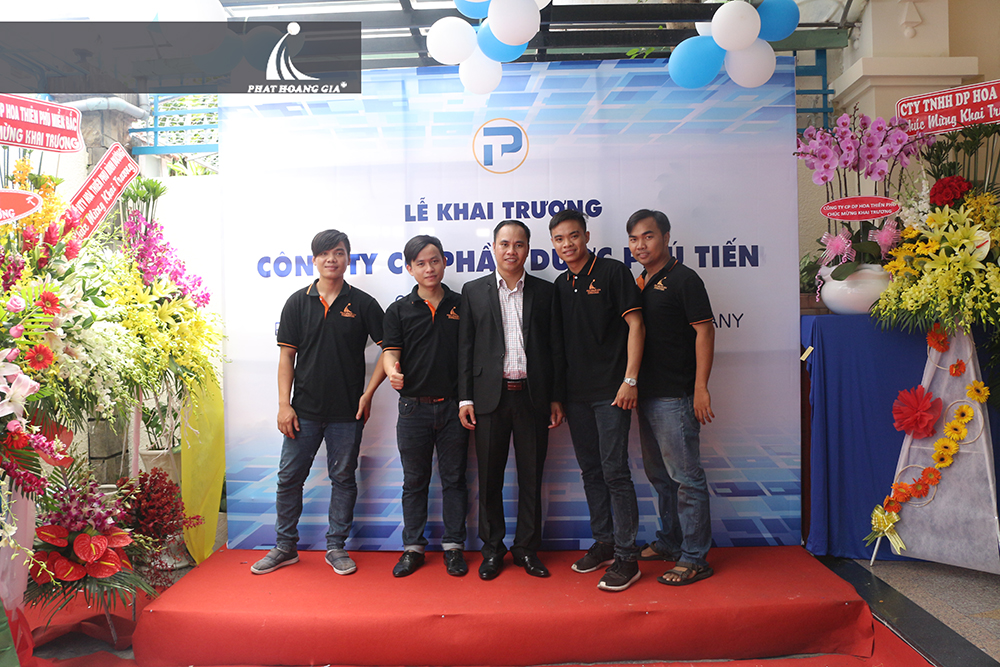 lễ khai trương công ty phú tiến 8