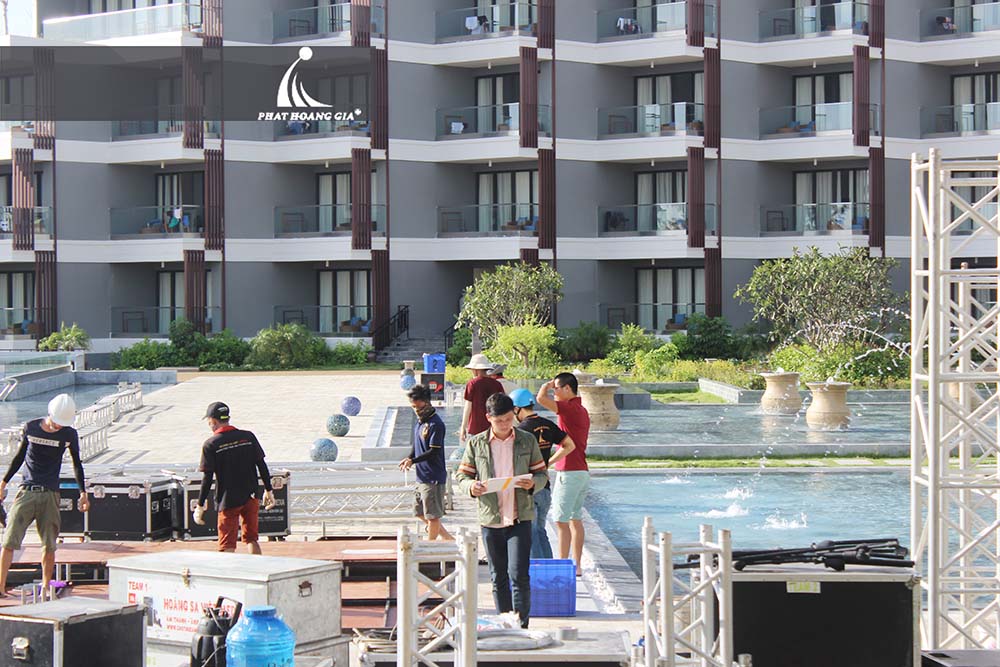 Đội ngũ nhân viên Phát Hoàng Gia