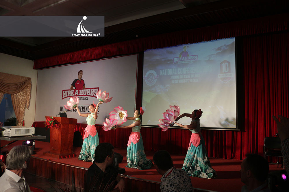 gala dinner hire a hubby 4