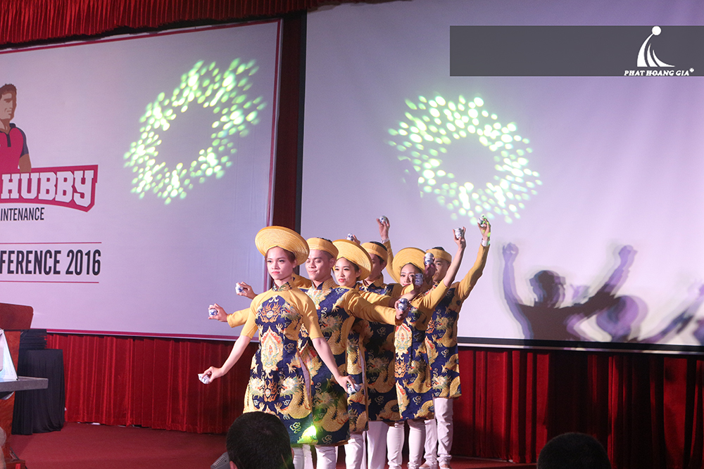 gala dinner hire a hubby 5