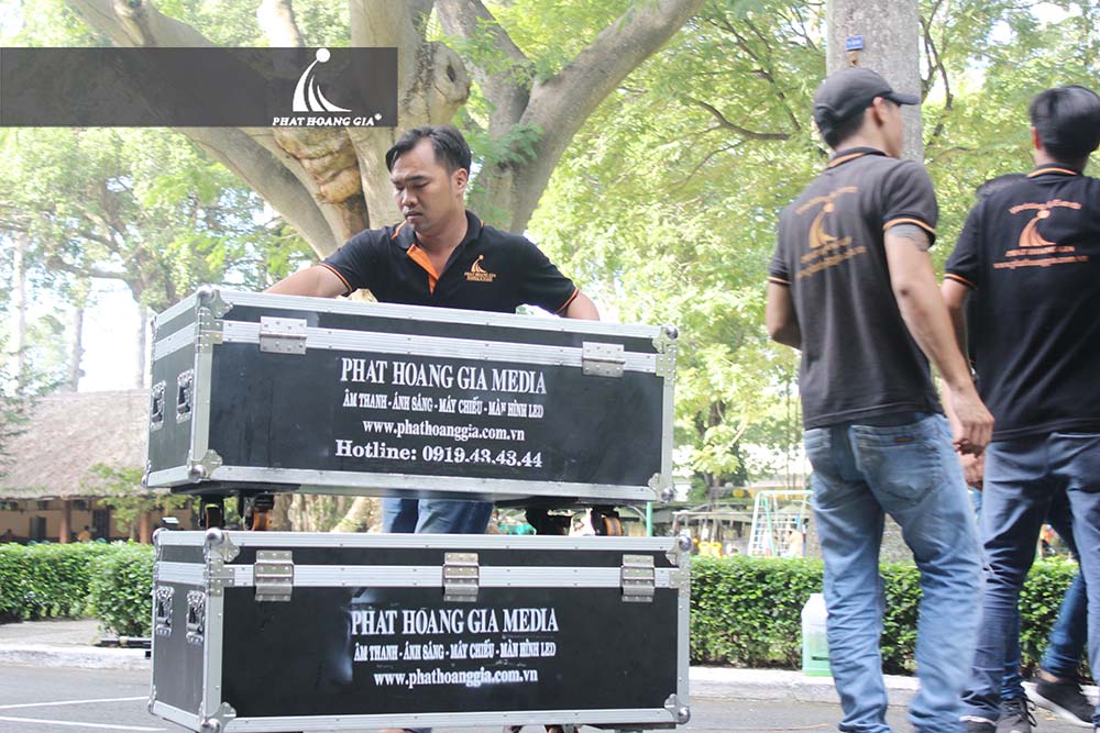 Đội ngũ nhân viên Phát Hoàng Gia