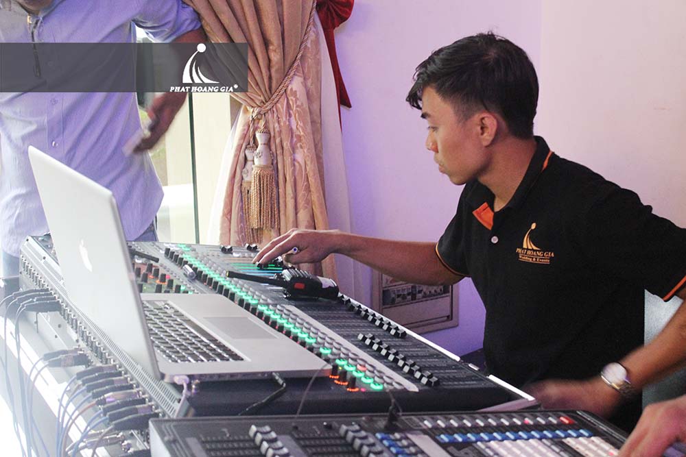 Behind the scenes Dạ Minh Châu Ngọc Hân 1