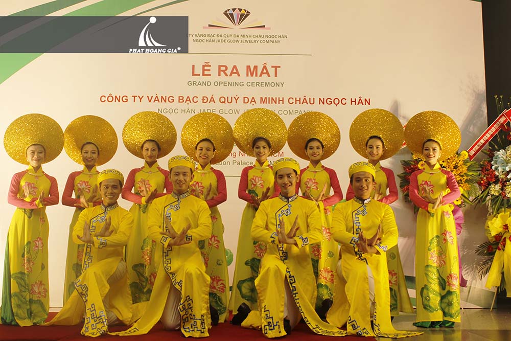 lễ ra mắt công ty dạ minh châu ngọc hân