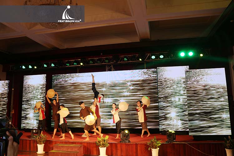 Cung cấp vũ đoàn chuyên nghiệp