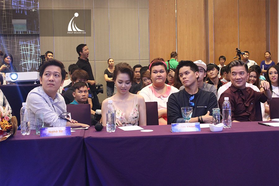 to-chuc-ra-mat-chuong-trinh-buoc-nhay-ngan-can-phathoanggia