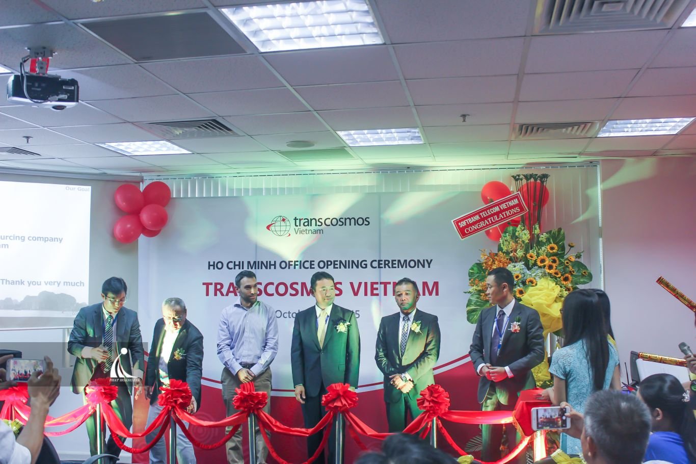 to-chuc-le-ra-mat-chi-nhanh4-phathoanggia