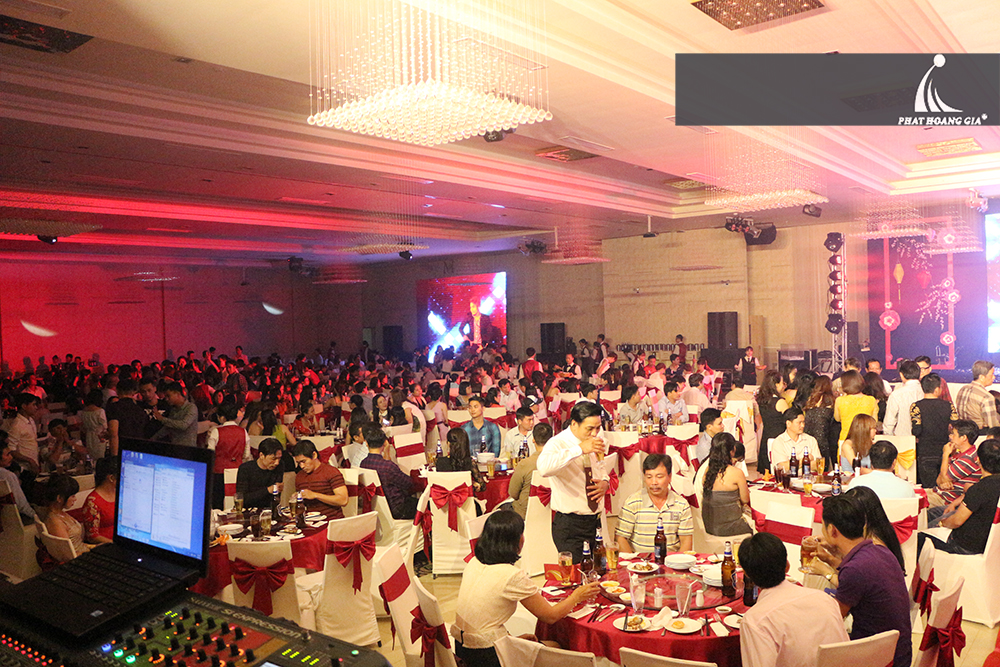 to-chuc-le-tong-ket-cuoi-nam7-phathoanggia