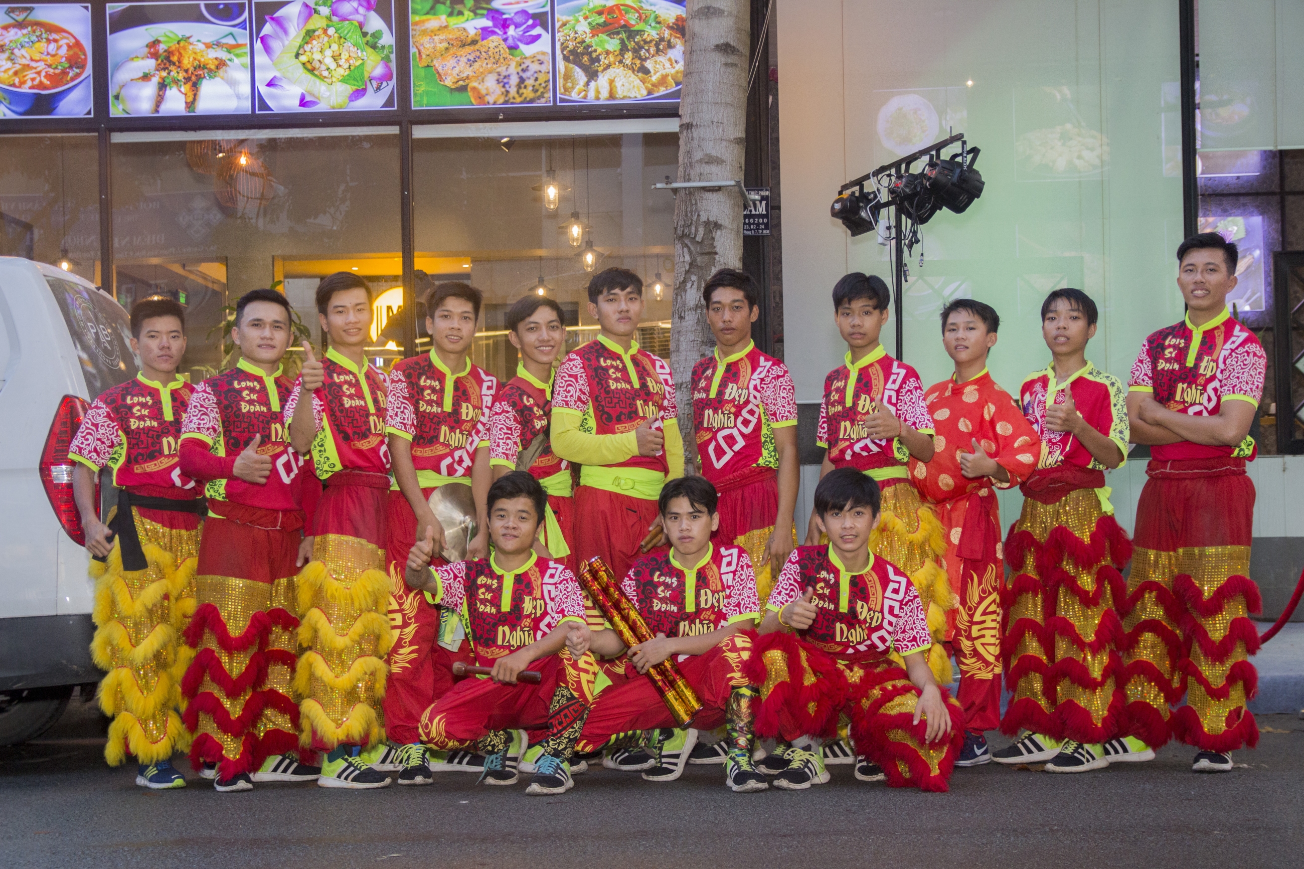 dịch vụ cung cấp lân sư rồng