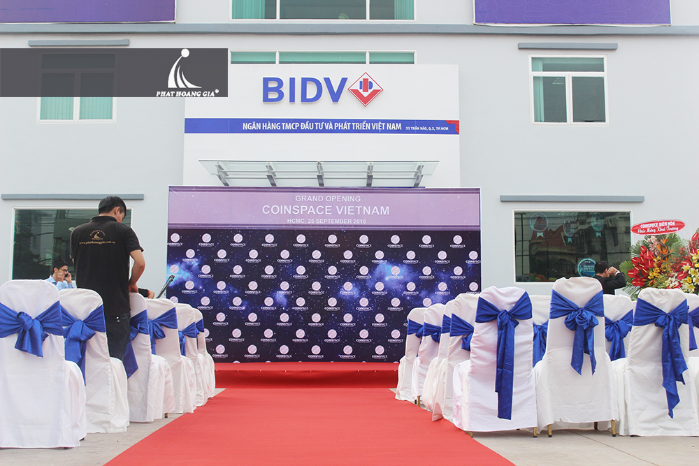 TỔ CHỨC LỄ KHAI TRƯƠNG 4