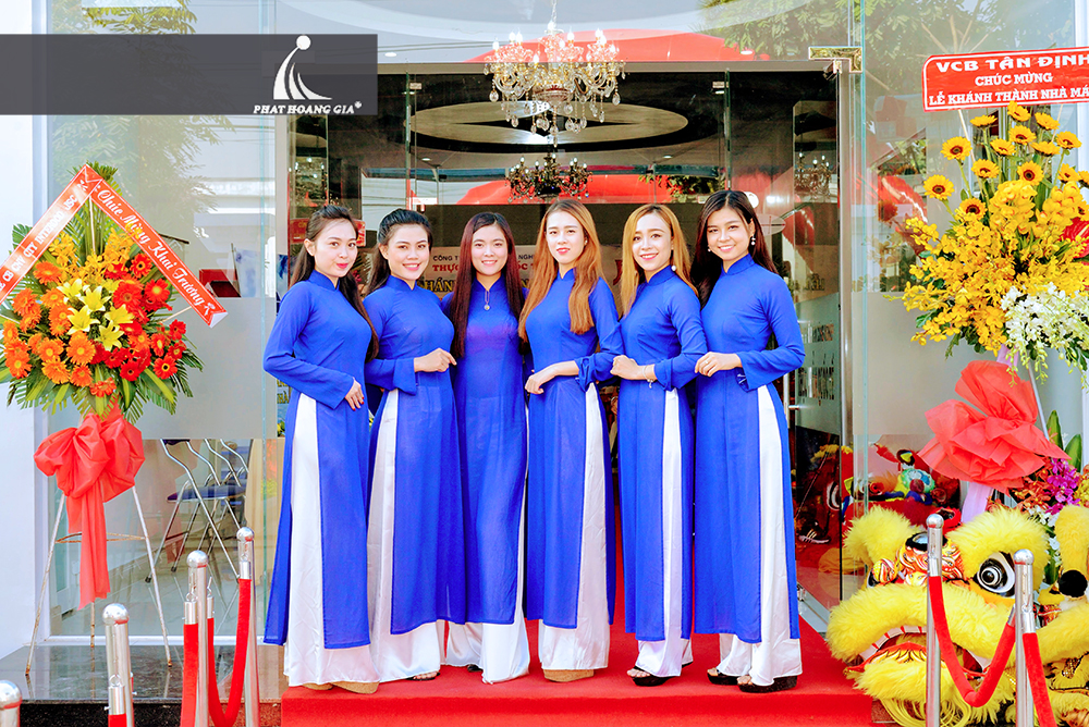 TỔ CHỨC LỄ KHAI TRƯƠNG 7