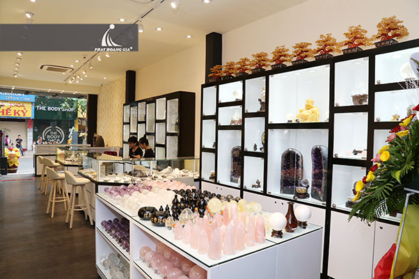 khai trương cửa hàng đá quý thái nhã 4