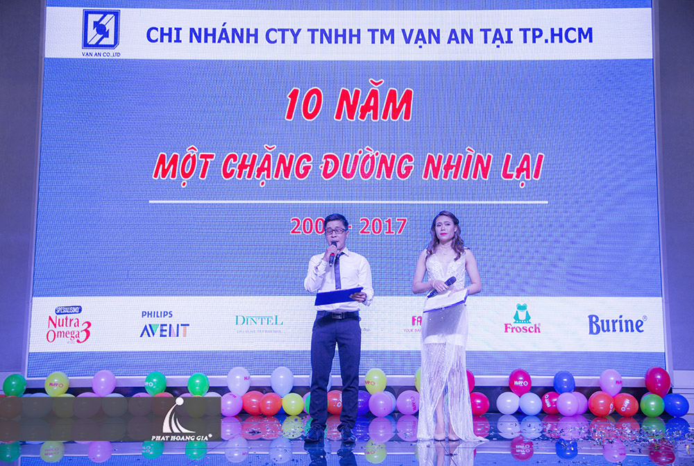kỷ niệm thành lập công ty vạn an 5