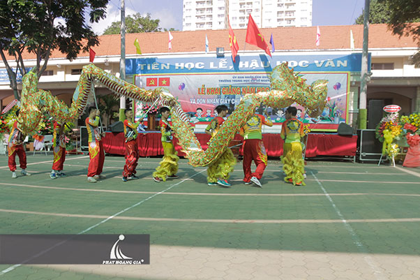 lễ khai giảng trường học 12