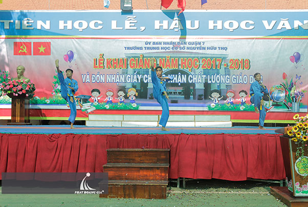 lễ khai giảng trường học 19