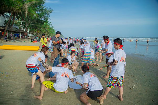 teambuilding phát hoàng gia 15