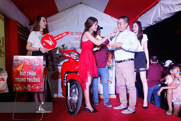 Bốc thăm trúng thưởng head honda 17