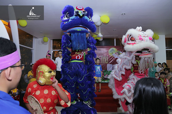 tổ chức trung thu 01